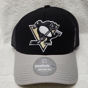 Reebok Pittsburgh Penguins Trucker Snapback Hat - New